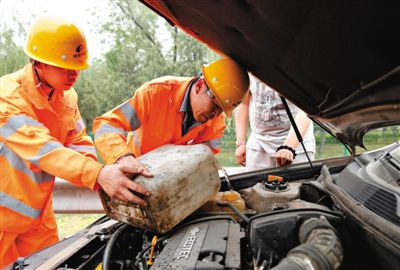 西畴剑阁道路救援